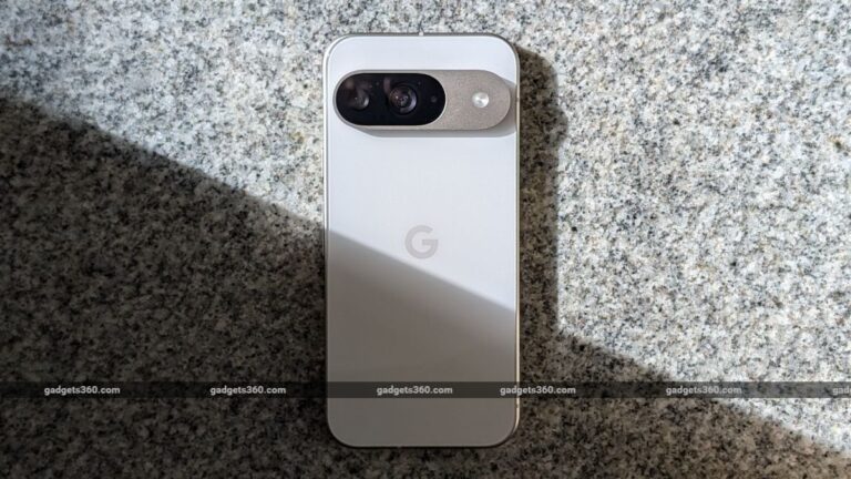 Google Pixel 9 Review: Flagship Design, AI Power, but Overheating Issues