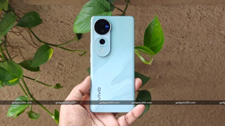 Vivo V40 Pro review: Some hits and some misses
