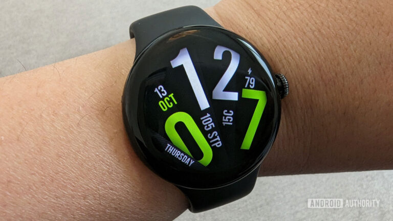 Wear OS 5 has killed Facer, Pujie, WatchMaker and all watch face creativity