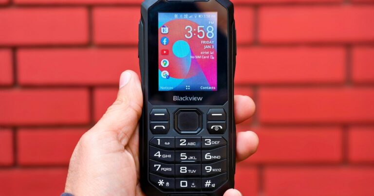 I bought a dumb phone for my grandma, but ended up using it myself