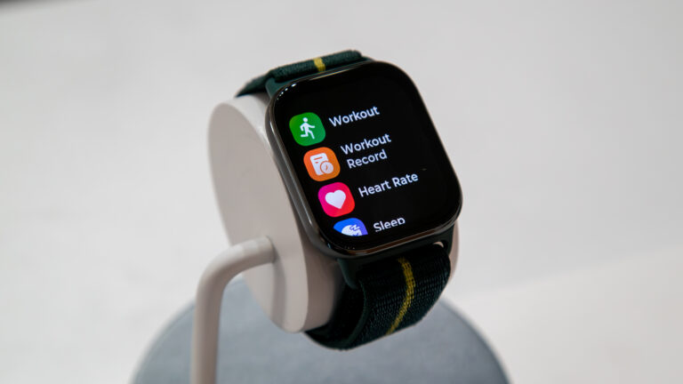 Motorola’s Moto Watch should start living up to brand name