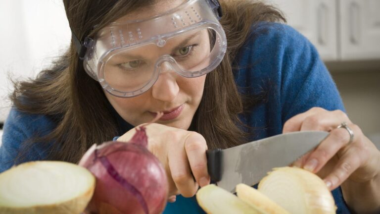 20 kitchen tools that professional chefs say are completely useless