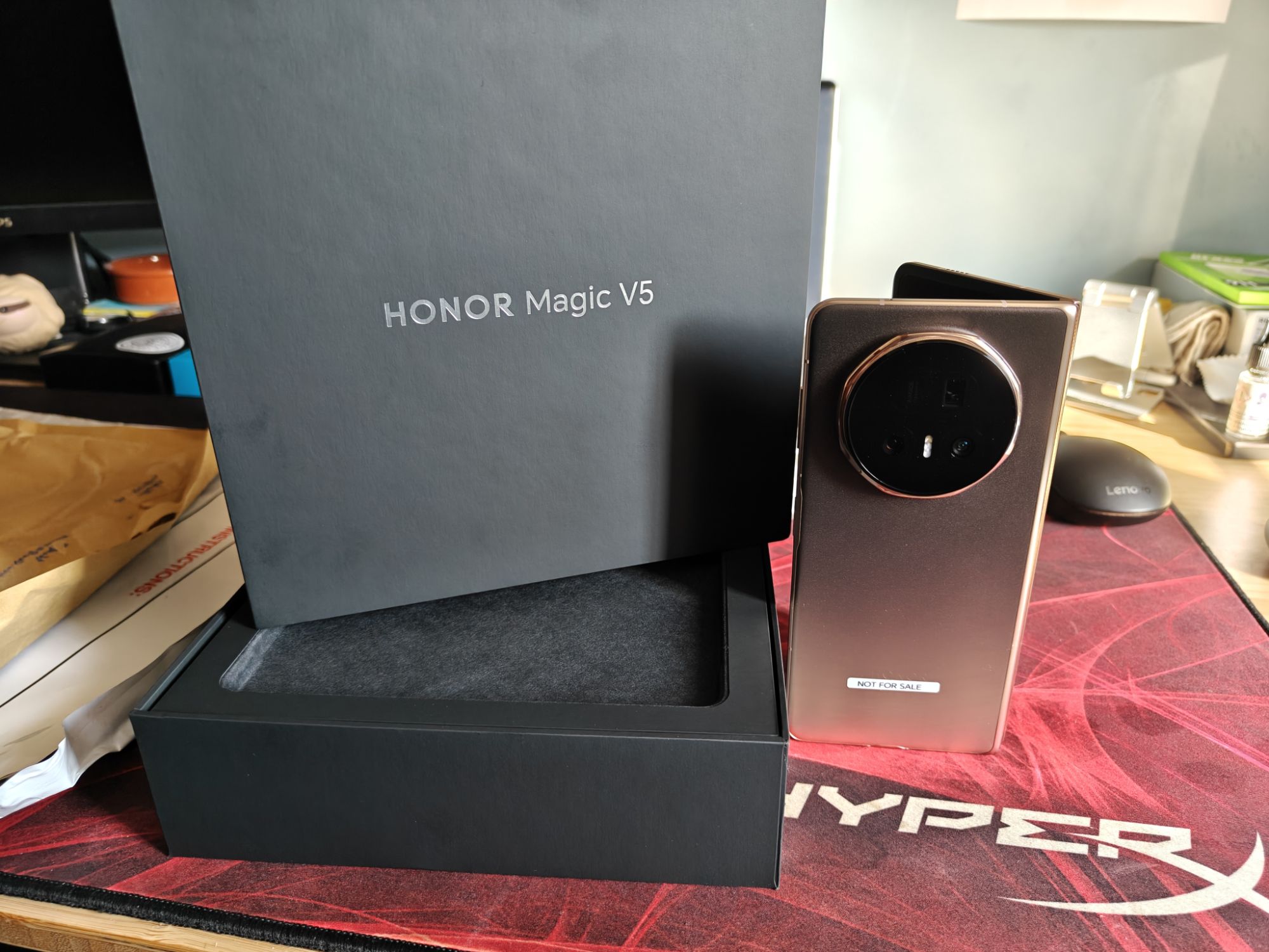 Honor Magic V5   Unboxing the worlds skinniest foldable.